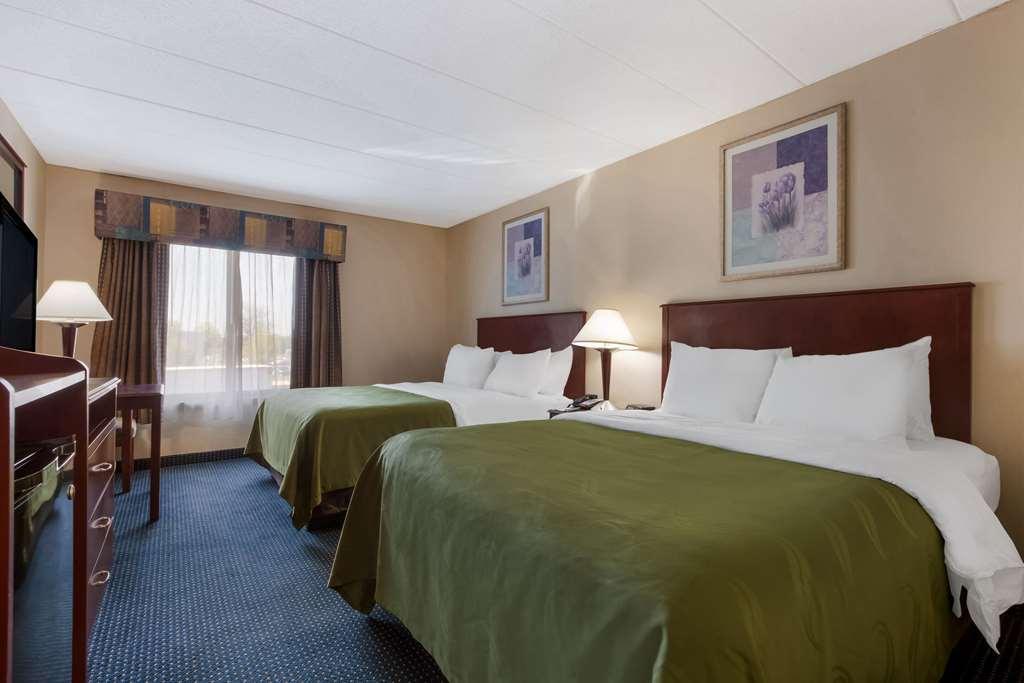 Quality Inn Near Princeton Lawrence Habitación foto